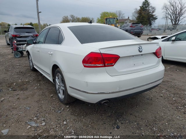 Продажа на аукционе авто 2013 Volkswagen Passat 2.5l Highline, vin: 1VWCH7A35DC117047, номер лота: 12597753