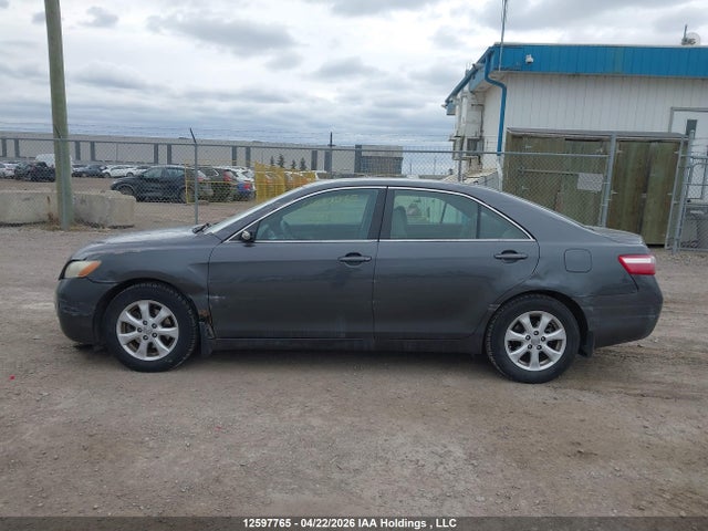 2007 Toyota Camry Ce/le/xle/se მანქანა იყიდება აუქციონზე, vin: 4T1BE46K67U015935, აუქციონის ნომერი: 12597765