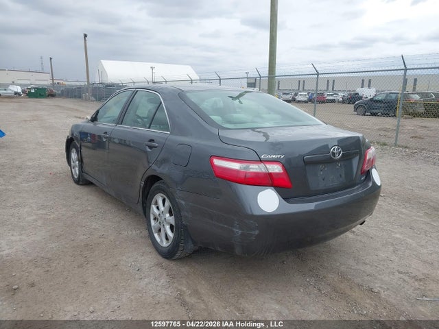 2007 Toyota Camry Ce/le/xle/se მანქანა იყიდება აუქციონზე, vin: 4T1BE46K67U015935, აუქციონის ნომერი: 12597765