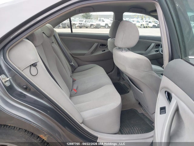 2007 Toyota Camry Ce/le/xle/se მანქანა იყიდება აუქციონზე, vin: 4T1BE46K67U015935, აუქციონის ნომერი: 12597765