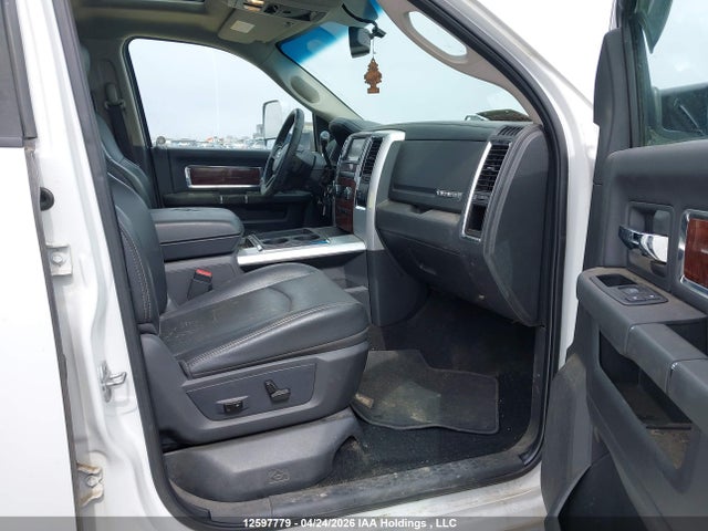 12597779 :رقم المزاد ، 3C63DRJL3CG111857 vin ، 2012 Ram 3500 Laramie مزاد بيع