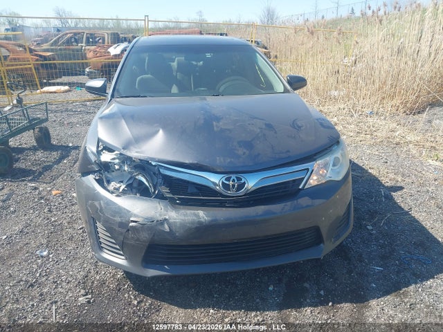 2014 Toyota Camry L/se/le/xle მანქანა იყიდება აუქციონზე, vin: 4T1BF1FK2EU443462, აუქციონის ნომერი: 12597783