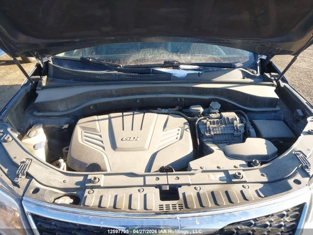 5XYKTDA79FG572612 KIA Sorento Lx V6