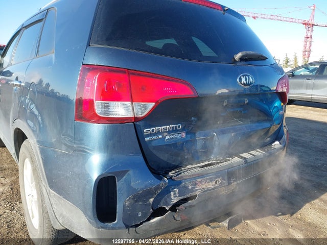 5XYKTDA79FG572612 KIA Sorento Lx V6