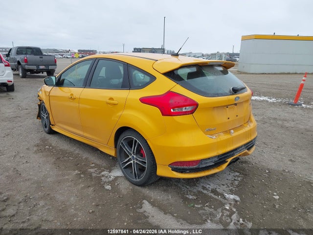 Aukcja sprzedaży 2015 Ford Focus St St, vin: 1FADP3L95FL266040, numer aukcji: 12597841