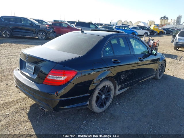 Продаж на аукціоні авто 2014 Mercedes-benz C 300 4matic, vin: WDDGF8ABXEA901430, номер лоту: 12597861