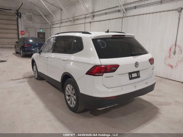 Продажа на аукционе авто 2018 Volkswagen Tiguan S, vin: 3VV0B7AX4JM166391, номер лота: 12597877
