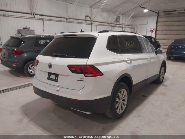 Продажа на аукционе авто 2018 Volkswagen Tiguan S, vin: 3VV0B7AX4JM166391, номер лота: 12597877