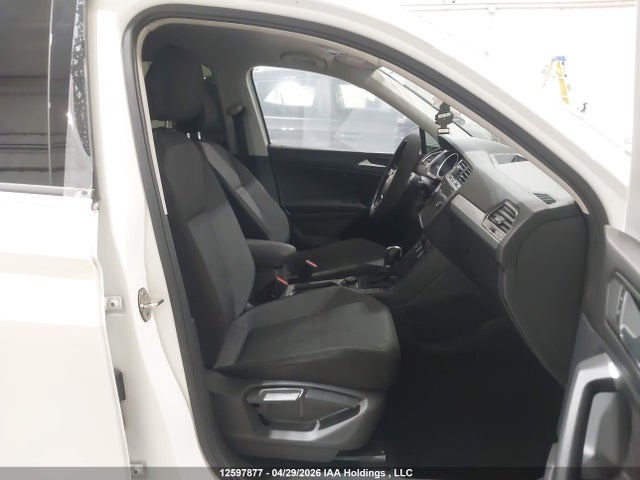 Продажа на аукционе авто 2018 Volkswagen Tiguan S, vin: 3VV0B7AX4JM166391, номер лота: 12597877