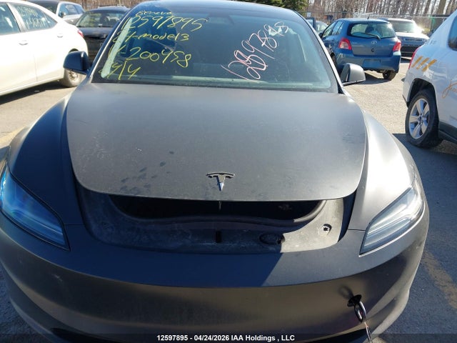 12597895 :رقم المزاد ، LRW3E7EB1RC200458 vin ، 2024 Tesla Model 3 Long Range مزاد بيع