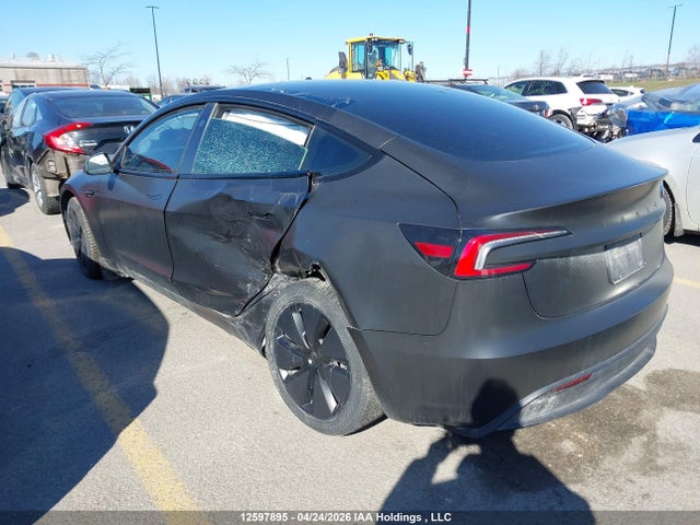 12597895 :رقم المزاد ، LRW3E7EB1RC200458 vin ، 2024 Tesla Model 3 Long Range مزاد بيع