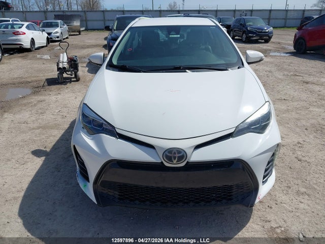 2T1BURHE6JC980701 Toyota COROLLA SE