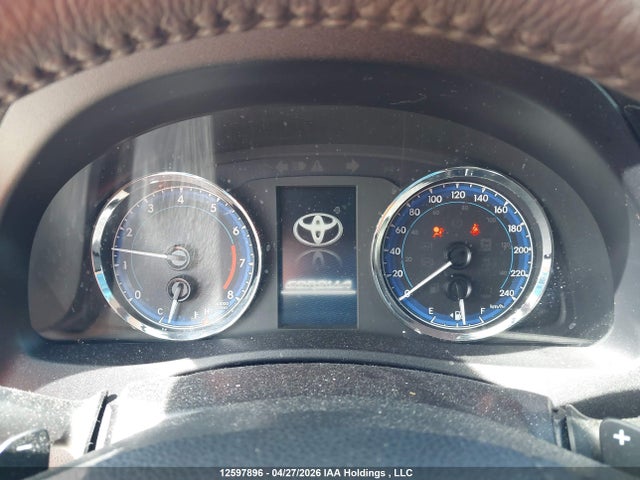 2T1BURHE6JC980701 Toyota COROLLA SE