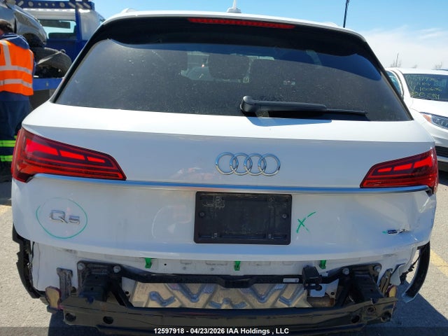 Audi Q5 2024 WA1AAAFY7R2130700 Image 17