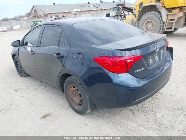 2018 Toyota Corolla L/le/xle/se/xse მანქანა იყიდება აუქციონზე, vin: 2T1BURHE3JC060413, აუქციონის ნომერი: 12597954