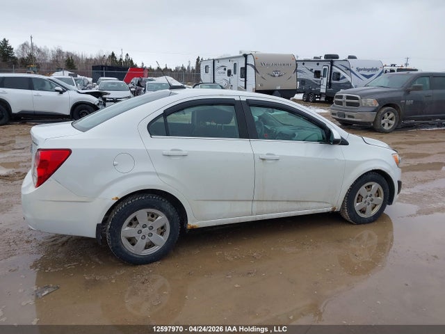 Aukcja sprzedaży 2015 Chevrolet Sonic Lt Auto, vin: 1G1JC5SH2F4186288, numer aukcji: 12597970