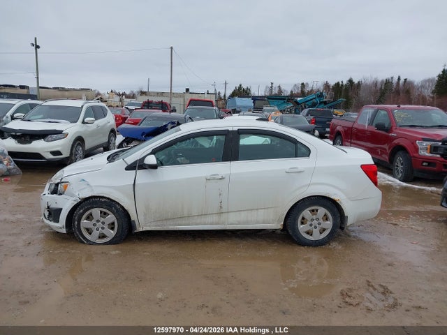 Aukcja sprzedaży 2015 Chevrolet Sonic Lt Auto, vin: 1G1JC5SH2F4186288, numer aukcji: 12597970