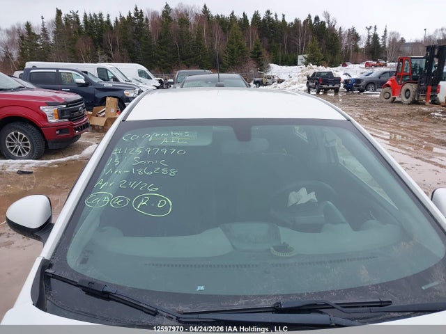 Aukcja sprzedaży 2015 Chevrolet Sonic Lt Auto, vin: 1G1JC5SH2F4186288, numer aukcji: 12597970