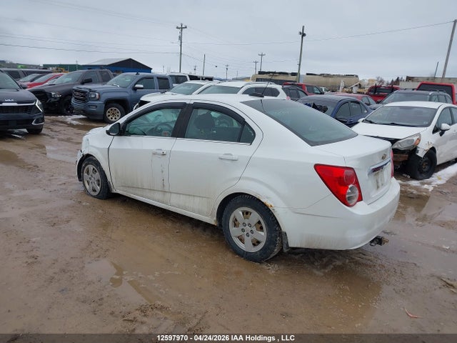 Aukcja sprzedaży 2015 Chevrolet Sonic Lt Auto, vin: 1G1JC5SH2F4186288, numer aukcji: 12597970