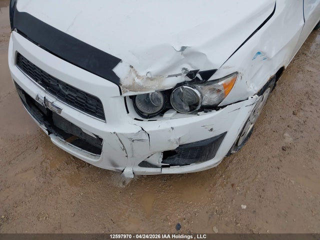 Aukcja sprzedaży 2015 Chevrolet Sonic Lt Auto, vin: 1G1JC5SH2F4186288, numer aukcji: 12597970