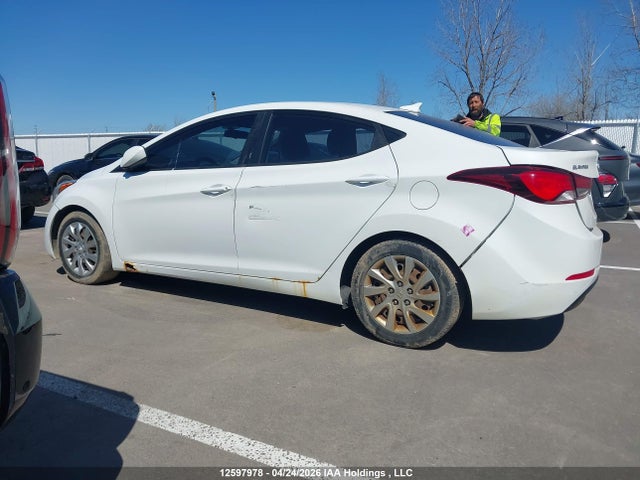 2016 Hyundai Elantra Gl მანქანა იყიდება აუქციონზე, vin: 5NPDH4AE8GH792035, აუქციონის ნომერი: 12597978