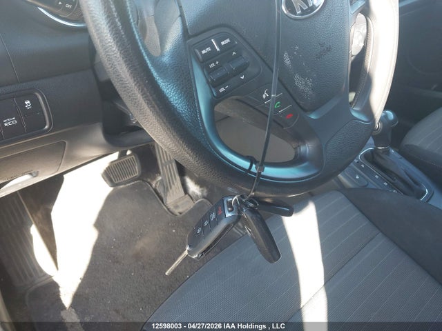 KNAFX4A64G5514315 KIA Forte