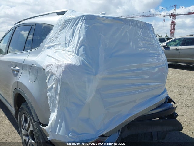 12598010 :رقم المزاد ، 2T3BFREV2HW549867 vin ، 2017 Toyota Rav4 Le مزاد بيع