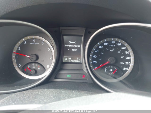 5XYZUDLB6GG316197 Hyundai Santa Fe Sport 2.4 Premium
