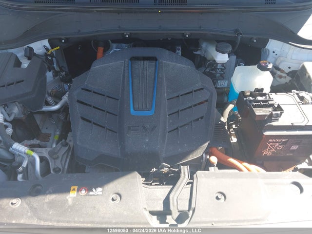 KM8K23AG1MU115135 Hyundai Kona Electric Preferred With Two-tone Roof