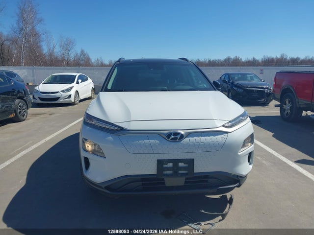 KM8K23AG1MU115135 Hyundai Kona Electric Preferred With Two-tone Roof