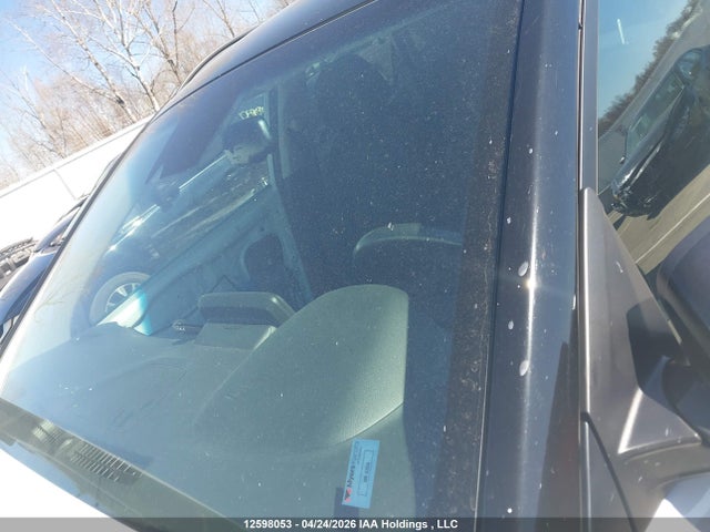 KM8K23AG1MU115135 Hyundai Kona Electric Preferred With Two-tone Roof