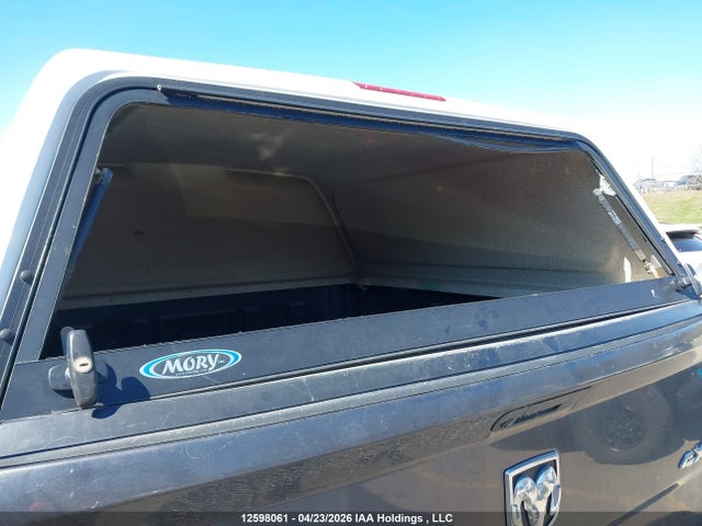 3C6RR7LG4NG358372 RAM 1500 Classic Slt