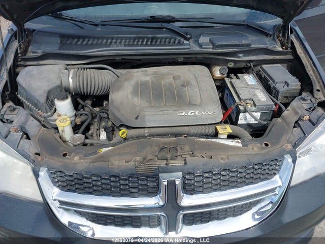 12598075 :رقم المزاد ، 2D4RN4DG2BR757033 vin ، 2011 Dodge Grand Caravan Express مزاد بيع