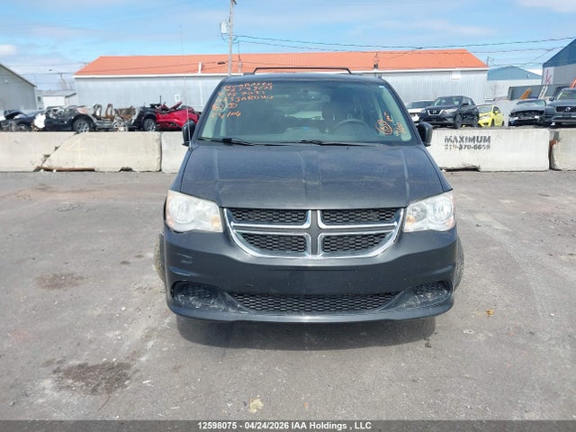 12598075 :رقم المزاد ، 2D4RN4DG2BR757033 vin ، 2011 Dodge Grand Caravan Express مزاد بيع