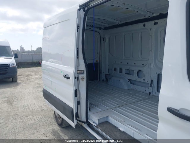 12598089 :رقم المزاد ، 1FTBR2C87SKB17206 vin ، 2025 Ford Transit T-250 مزاد بيع