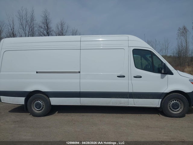 Продажа на аукционе авто 2024 Mercedes-benz Sprinter 2500, vin: W1Y4KCHY0RP705646, номер лота: 12598094