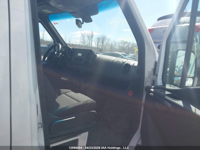 Продажа на аукционе авто 2024 Mercedes-benz Sprinter 2500, vin: W1Y4KCHY0RP705646, номер лота: 12598094