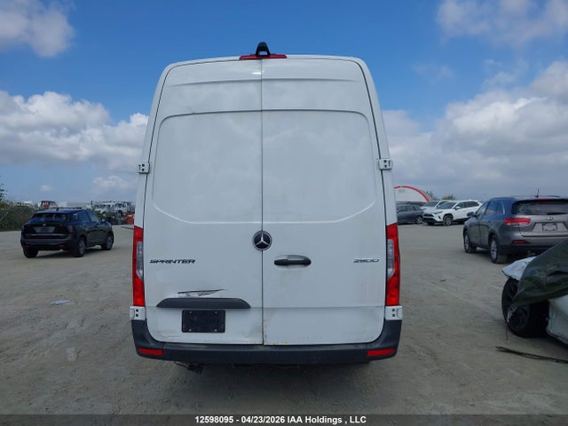 W1Y4KCHY5RP693235 Mercedes-Benz Sprinter 2500
