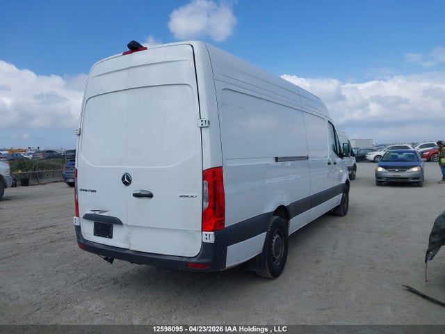 W1Y4KCHY5RP693235 Mercedes-Benz Sprinter 2500
