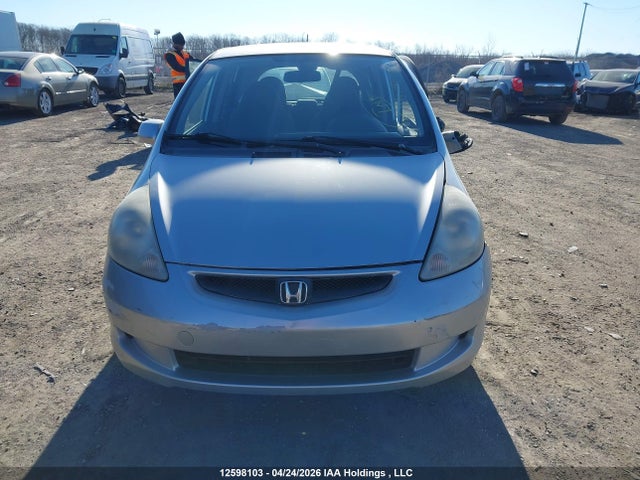 Продажа на аукционе авто 2007 Honda Fit, vin: JHMGD38477S816020, номер лота: 12598103
