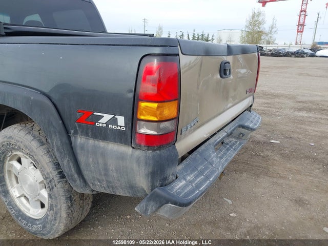 2004 Gmc New Sierra K1500 მანქანა იყიდება აუქციონზე, vin: 2GTEK13T541401839, აუქციონის ნომერი: 12598109