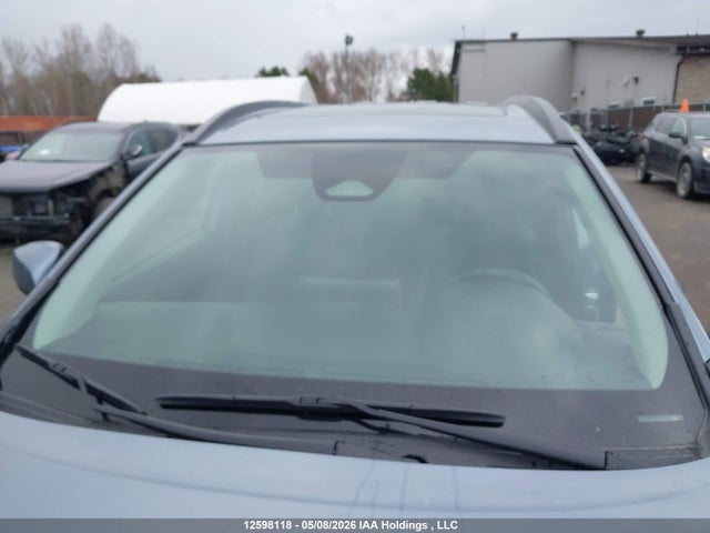 Продажа на аукционе авто 2024 Toyota Corolla Cross, vin: 7MUDAABG8RV116027, номер лота: 12598118
