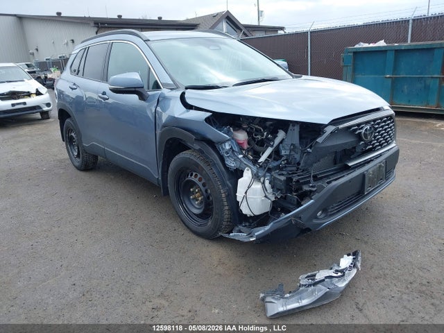 Продажа на аукционе авто 2024 Toyota Corolla Cross, vin: 7MUDAABG8RV116027, номер лота: 12598118