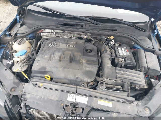 12598144 :رقم المزاد ، 3VWWA7AJ4FM419480 vin ، 2015 Volkswagen Jetta Tdi مزاد بيع