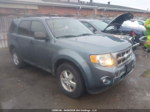 12598146 :رقم المزاد ، 1FMCU0DG8BKA18192 vin ، 2011 Ford Escape Xlt Automatic مزاد بيع