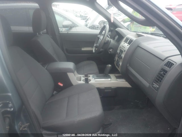 12598146 :رقم المزاد ، 1FMCU0DG8BKA18192 vin ، 2011 Ford Escape Xlt Automatic مزاد بيع