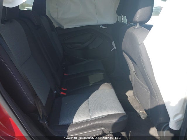 1FMCU9GDXJUC95760 Ford ESCAPE SE
