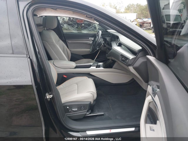 WA13AAGE9MB018356 Audi E-tron Sportback Prestige