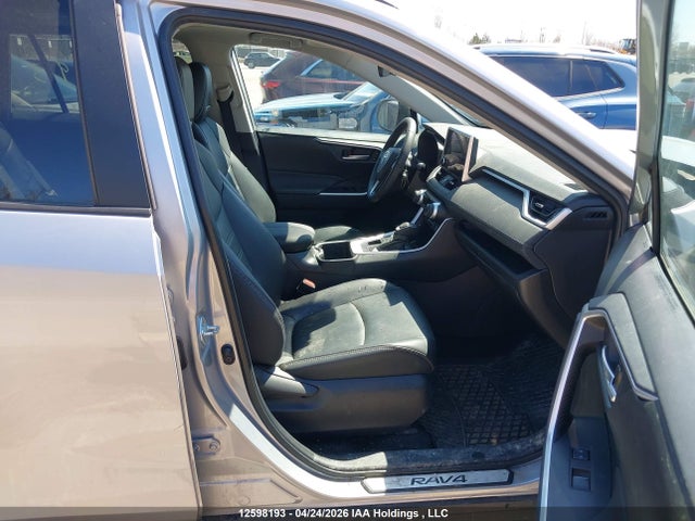 2024 Toyota Rav4 Xle/xle Premium მანქანა იყიდება აუქციონზე, vin: 2T3R1RFV2RC409008, აუქციონის ნომერი: 12598193