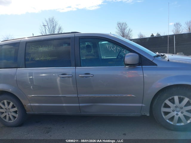 Продажа на аукционе авто 2015 Chrysler Town & Country, vin: 2C4RC1BG2FR503896, номер лота: 12598211